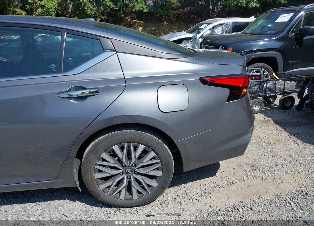 2024 NISSAN ALTIMA SV FWD VIN: 1N4BL4DV2RN354847