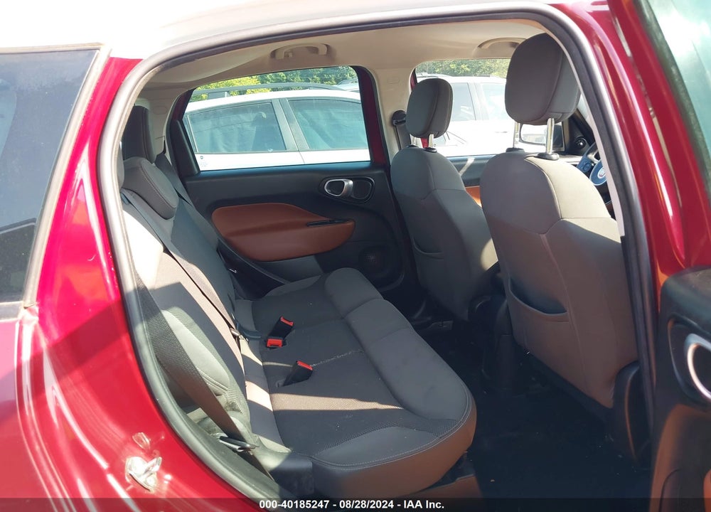 2016 FIAT 500L TREKKING VIN: ZFBCFADH2GZ038128