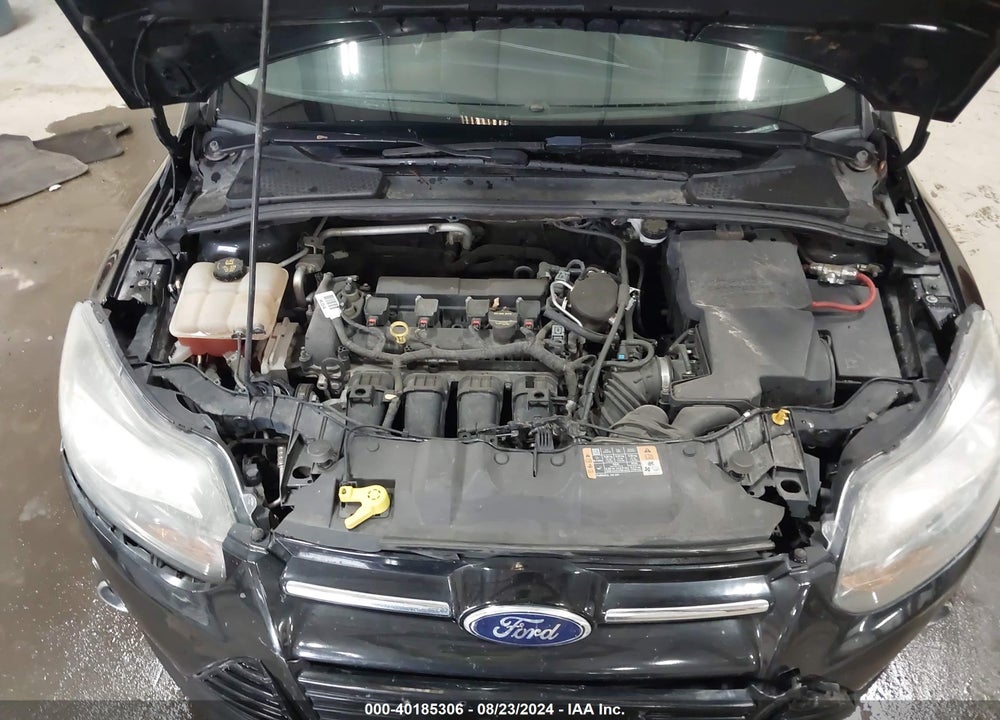 2014 FORD FOCUS TITANIUM VIN: 1FADP3N28EL270971