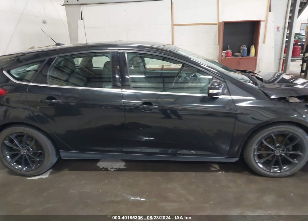 2014 FORD FOCUS TITANIUM VIN: 1FADP3N28EL270971