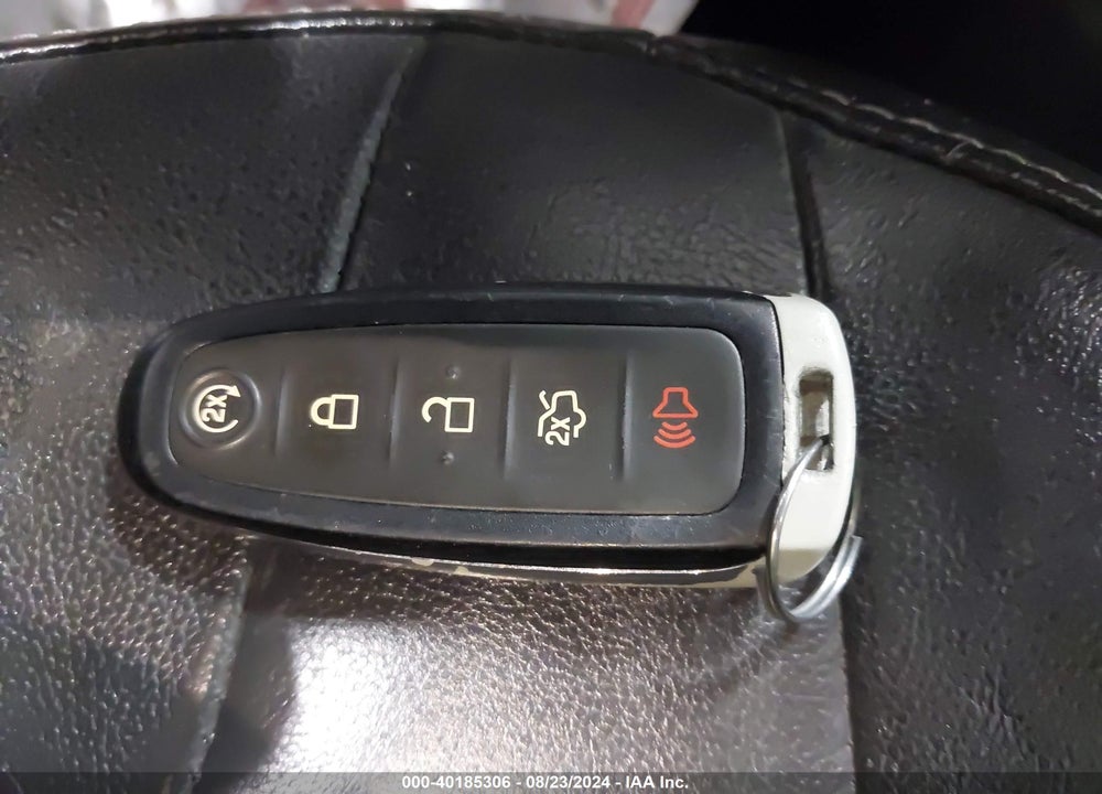 2014 FORD FOCUS TITANIUM VIN: 1FADP3N28EL270971