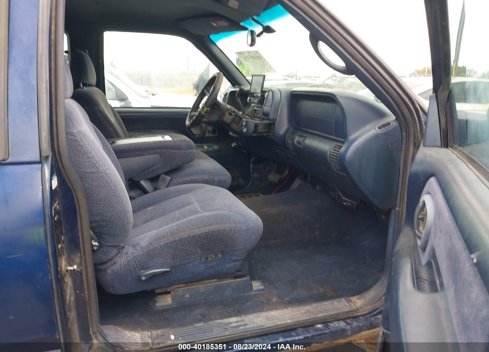 1998 CHEVROLET K1500 FLEETSIDE VIN: 1GCEK19R8WR132449