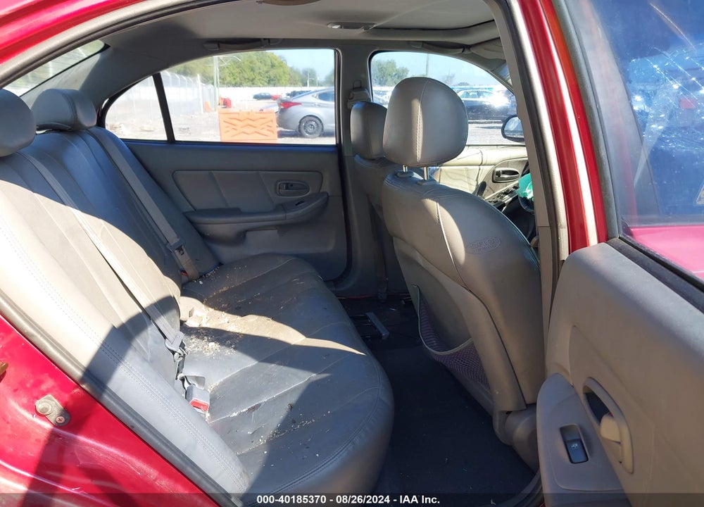 2005 HYUNDAI ELANTRA GLS/GT VIN: KMHDN46D15U138629