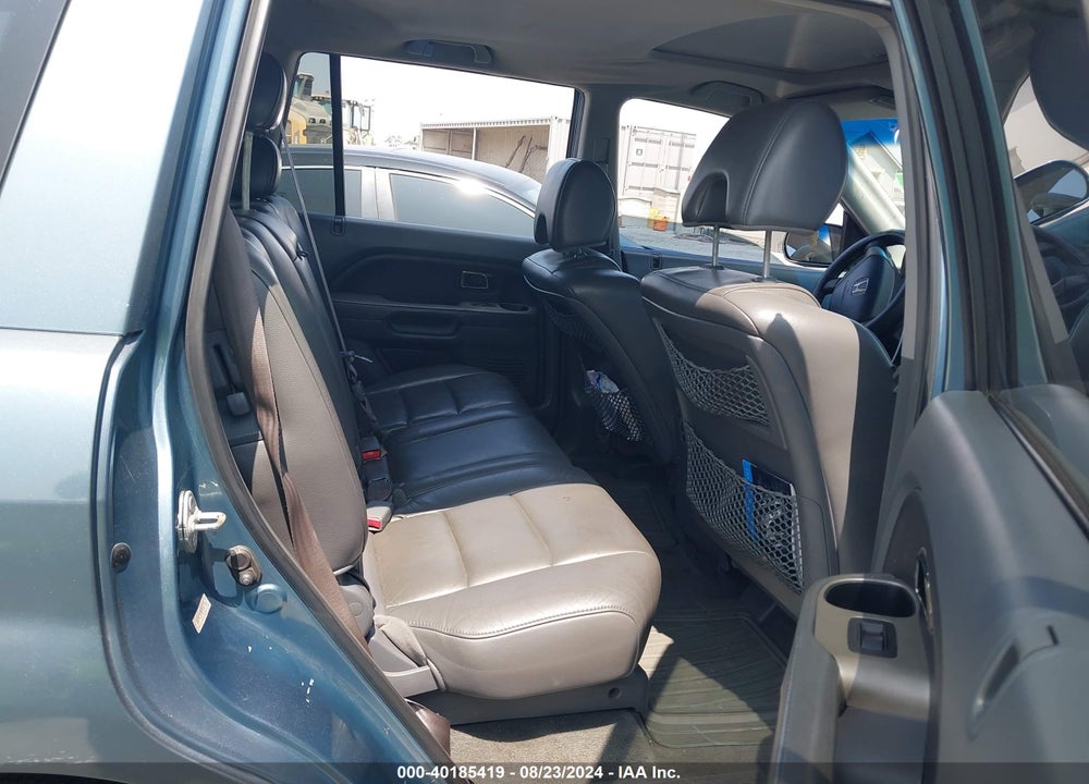 2007 HONDA PILOT EX-L VIN: 5FNYF28707B043716