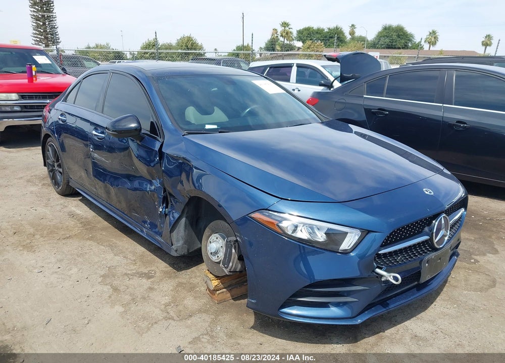 2019 MERCEDES-BENZ A 220 VIN: WDD3G4EB5KW021538