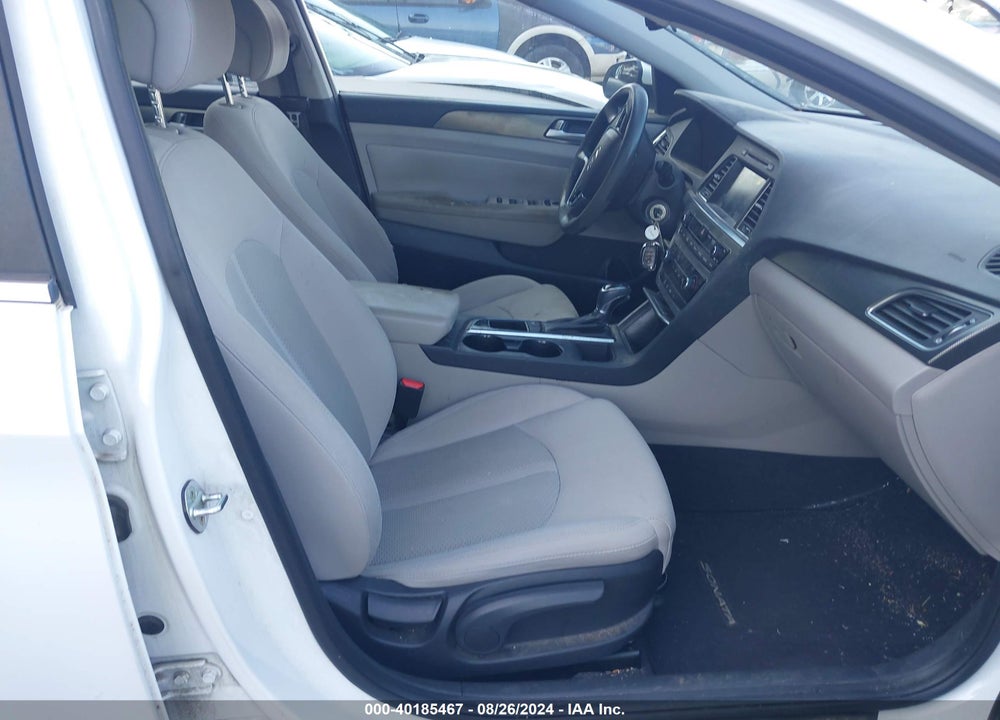 2017 HYUNDAI SONATA SPORT VIN: 5NPE34AF6HH572650