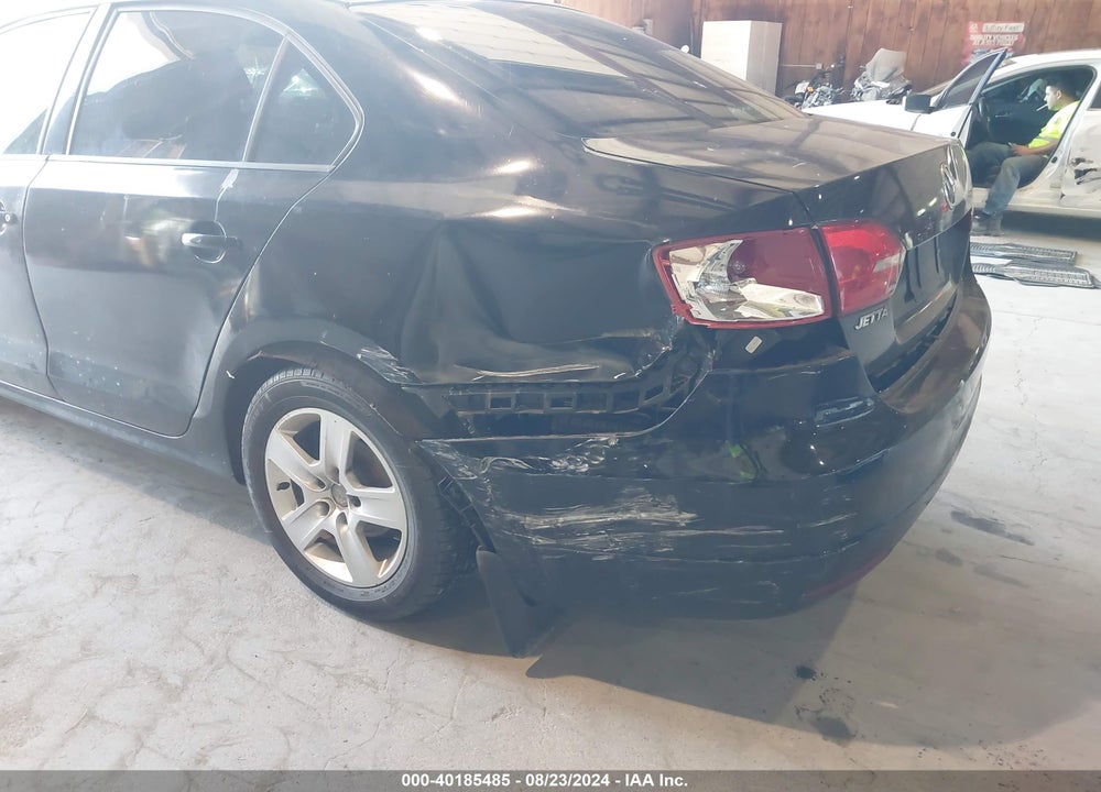 2012 VOLKSWAGEN JETTA 2.0L S VIN: 3VW2K7AJ3CM351549