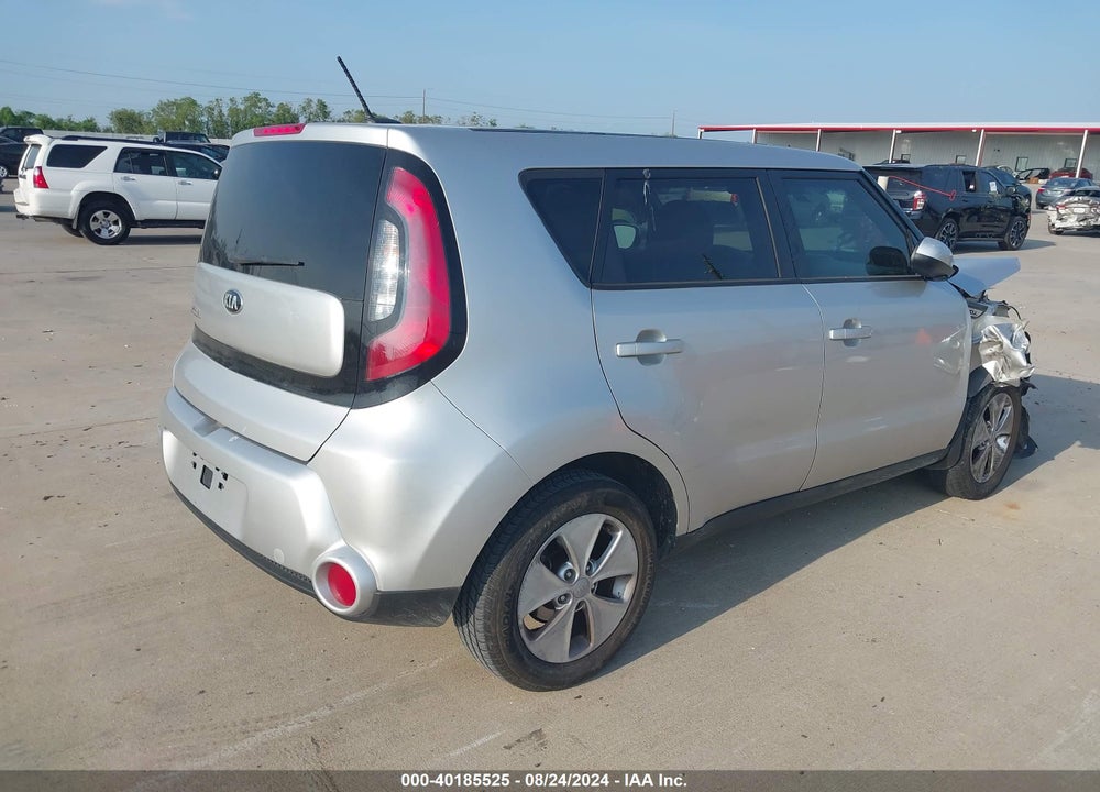 2015 KIA SOUL VIN: KNDJN2A2XF7800631