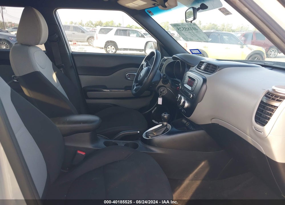 2015 KIA SOUL VIN: KNDJN2A2XF7800631