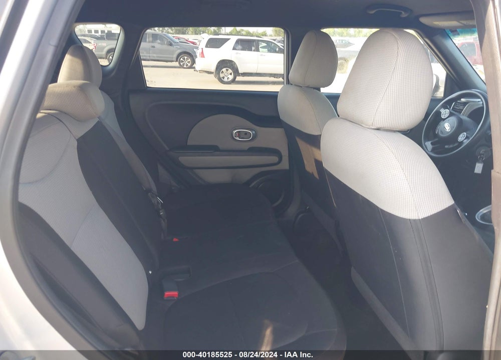 2015 KIA SOUL VIN: KNDJN2A2XF7800631