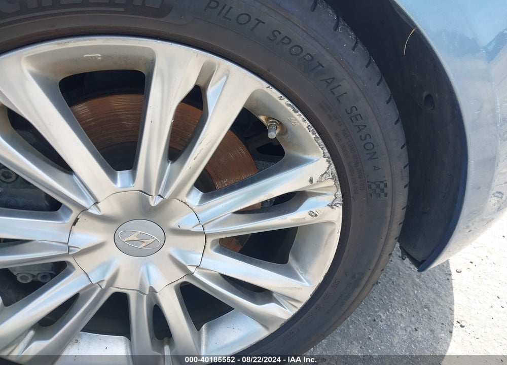 2010 HYUNDAI GENESIS 4.6 VIN: KMHGC4DF6AU092913
