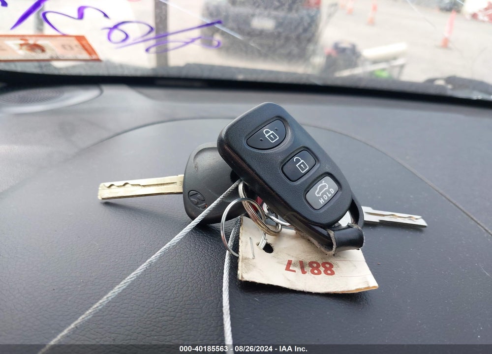 2013 HYUNDAI SONATA GLS VIN: 5NPEB4AC6DH702154