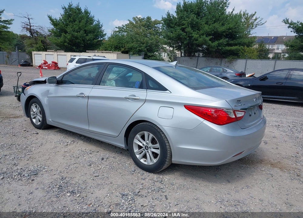 2013 HYUNDAI SONATA GLS VIN: 5NPEB4AC6DH702154