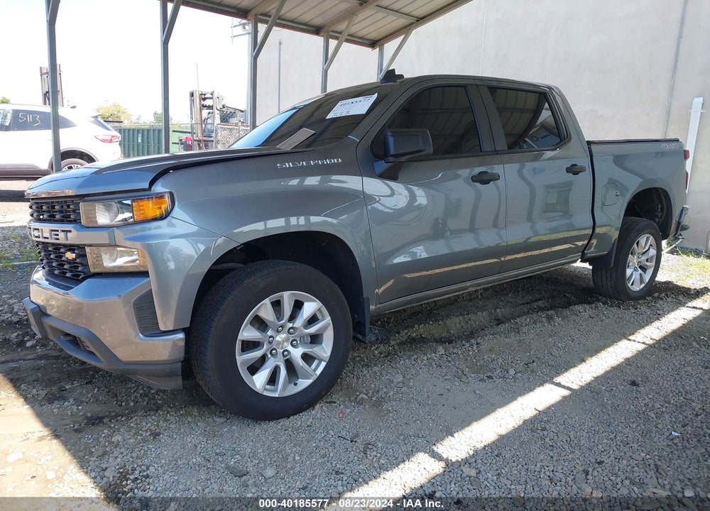 2021 CHEVROLET SILVERADO 1500 4WD SHORT BED CUSTOM VIN: 3GCPYBEKXMG228442