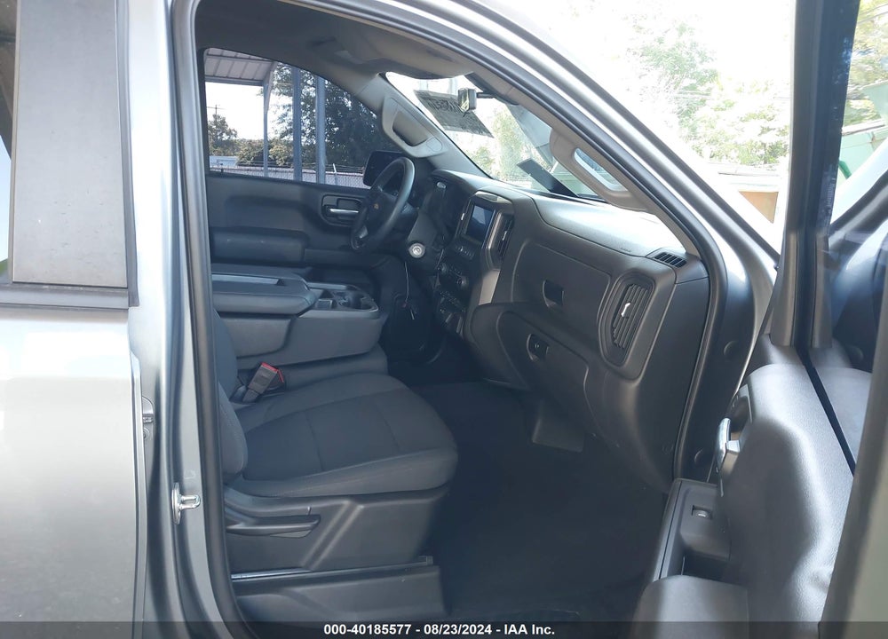 2021 CHEVROLET SILVERADO 1500 4WD SHORT BED CUSTOM VIN: 3GCPYBEKXMG228442