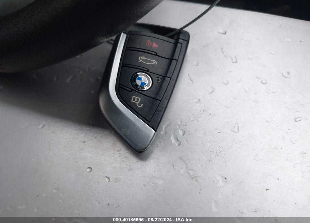 2017 BMW X1 XDRIVE28I VIN: WBXHT3Z32H4A54919