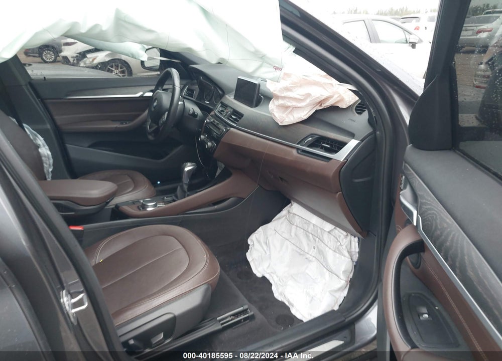 2017 BMW X1 XDRIVE28I VIN: WBXHT3Z32H4A54919