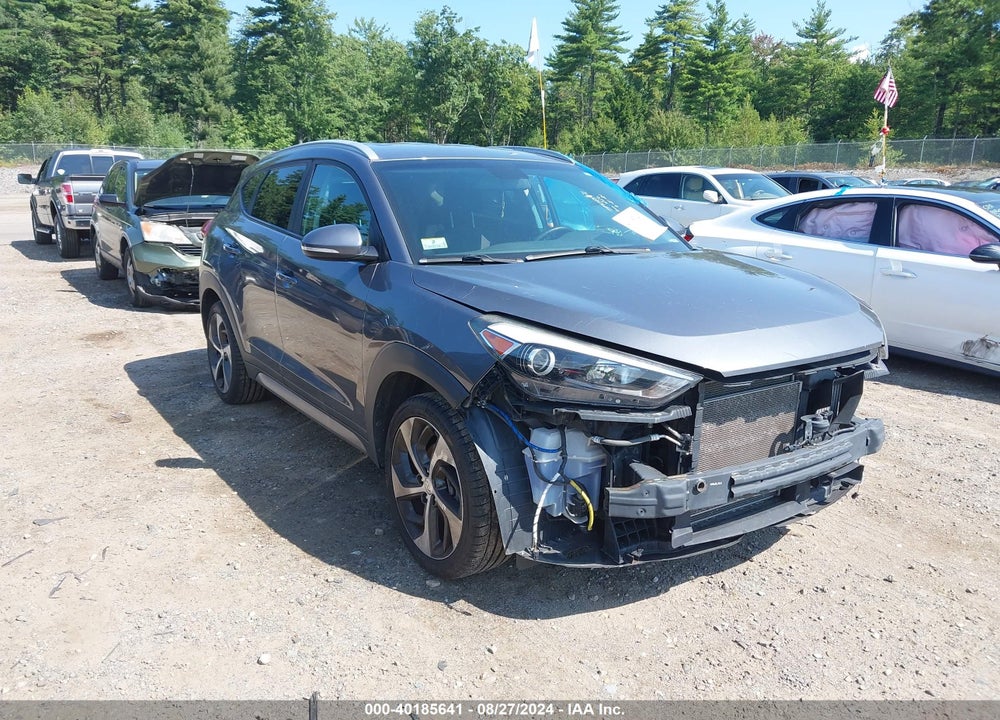 2017 HYUNDAI TUCSON SPORT VIN: KM8J33A22HU284339