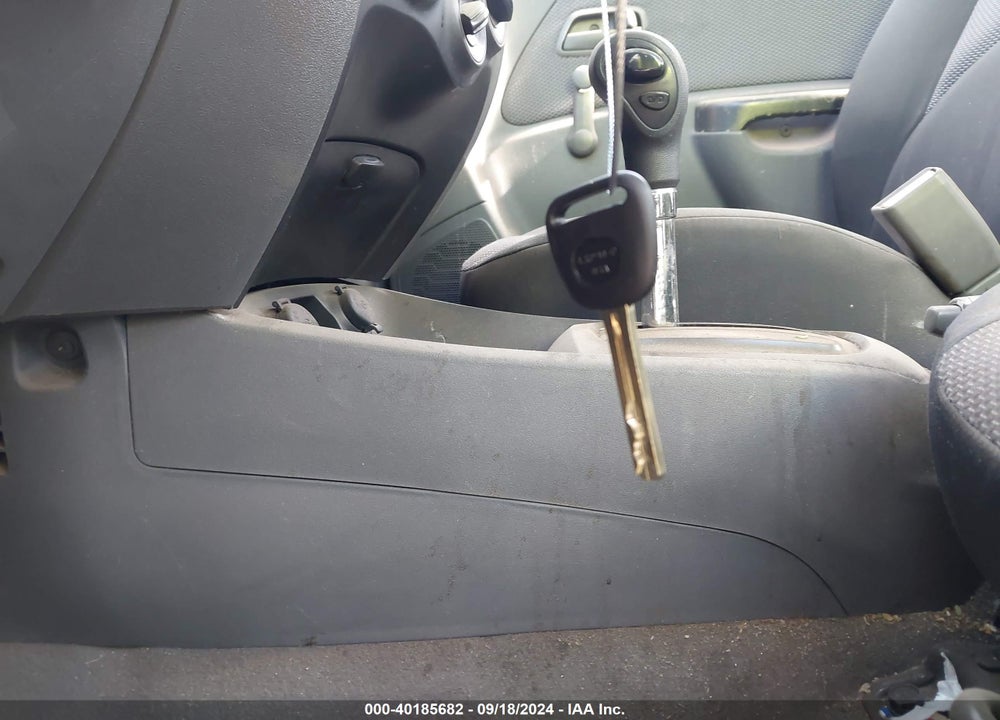 2010 KIA RIO LX VIN: KNADH4A35A6628173