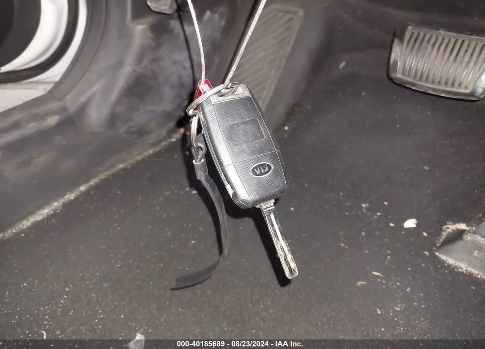 2015 KIA OPTIMA LX VIN: KNAGM4A77F5659451