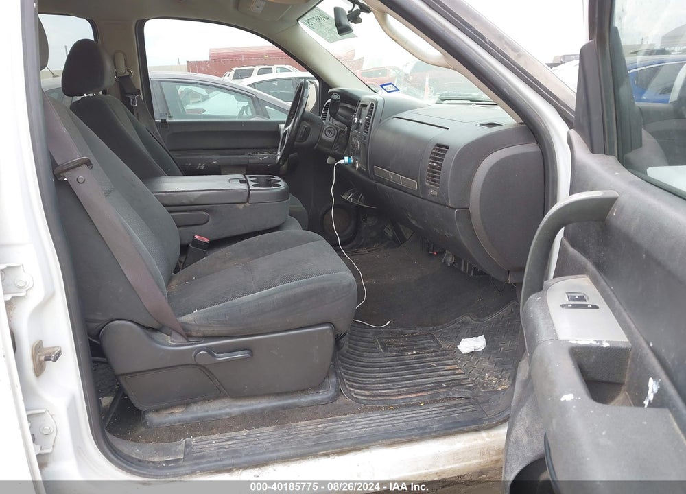 2008 CHEVROLET SILVERADO 1500 LT1 VIN: 2GCEC13J581232049