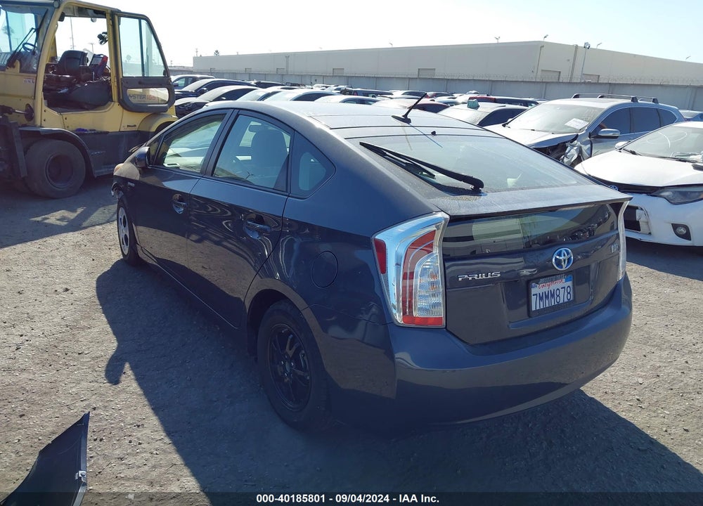 2015 TOYOTA PRIUS THREE VIN: JTDKN3DU5F1951659