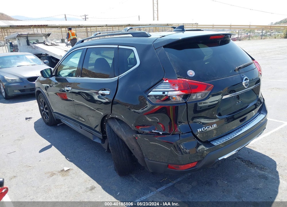 2017 NISSAN ROGUE SV VIN: 5N1AT2MT4HC892416