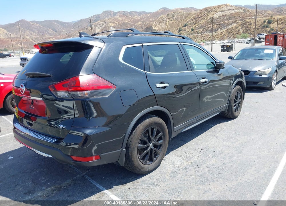 2017 NISSAN ROGUE SV VIN: 5N1AT2MT4HC892416