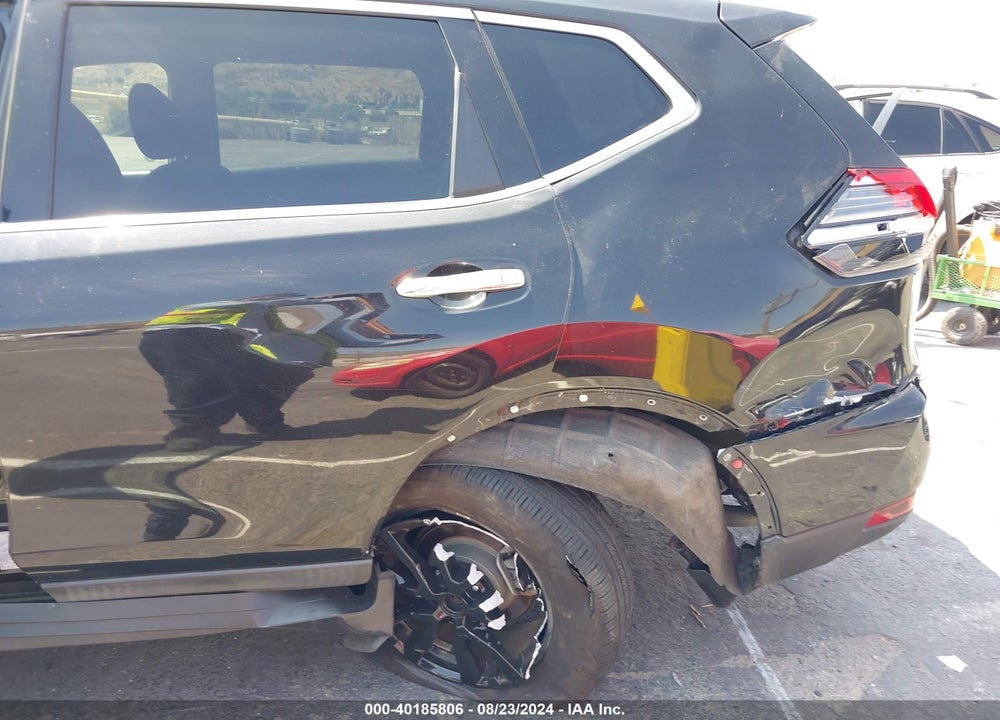 2017 NISSAN ROGUE SV VIN: 5N1AT2MT4HC892416