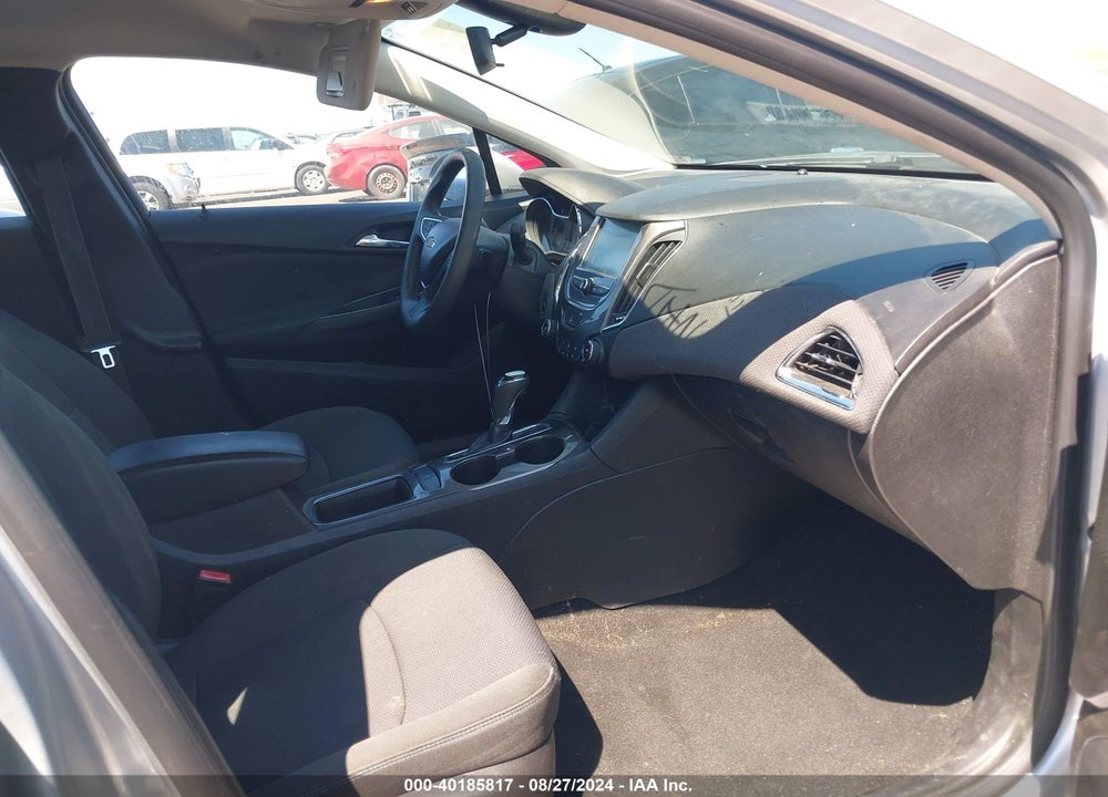 2017 CHEVROLET CRUZE LT AUTO VIN: 3G1BE6SM9HS590273