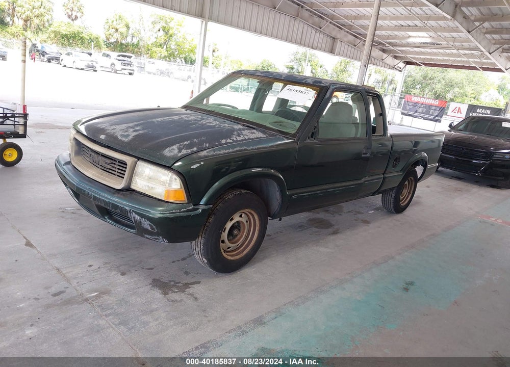 2003 GMC SONOMA SL VIN: 1GTCS19H538130691