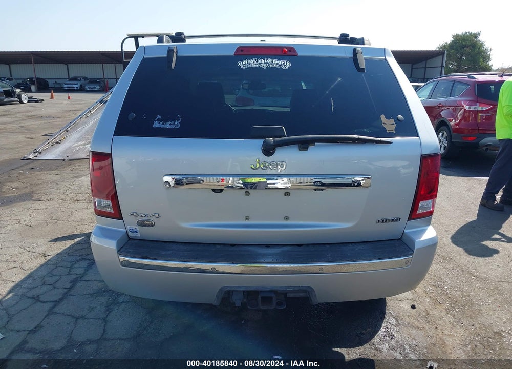 2008 JEEP GRAND CHEROKEE OVERLAND VIN: 1J8HR68218C174440