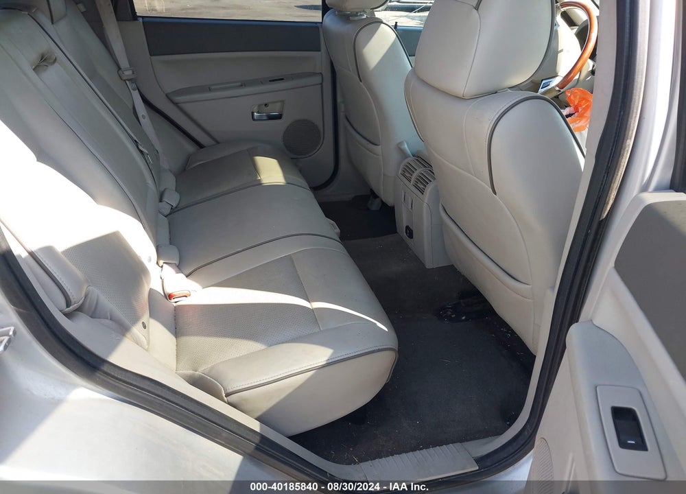 2008 JEEP GRAND CHEROKEE OVERLAND VIN: 1J8HR68218C174440