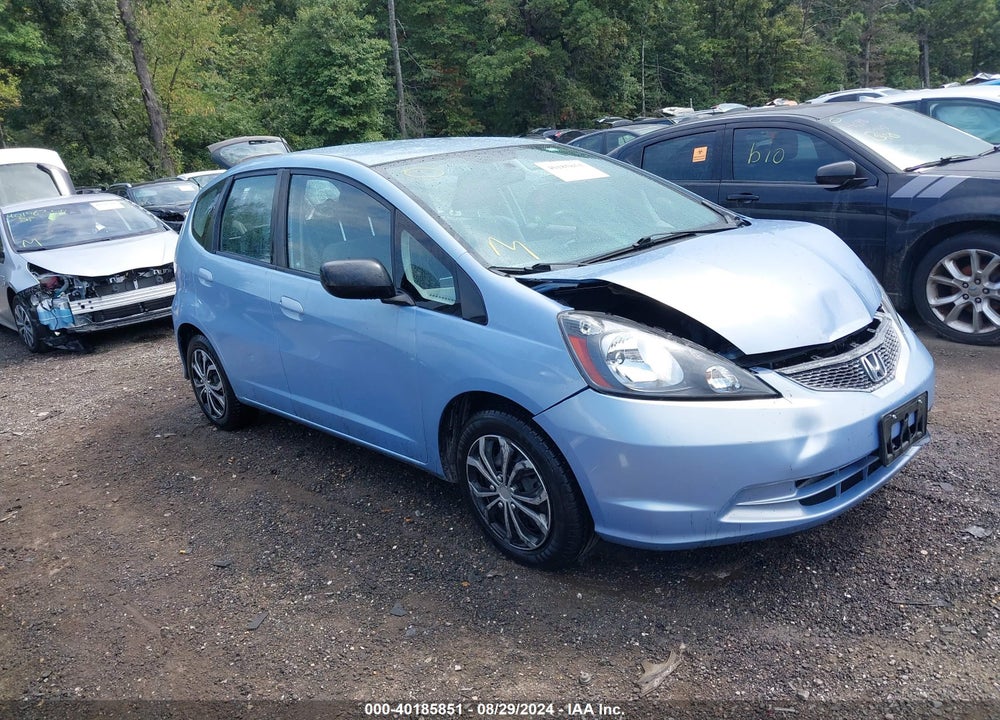 2010 HONDA FIT VIN: JHMGE8H25AC036690