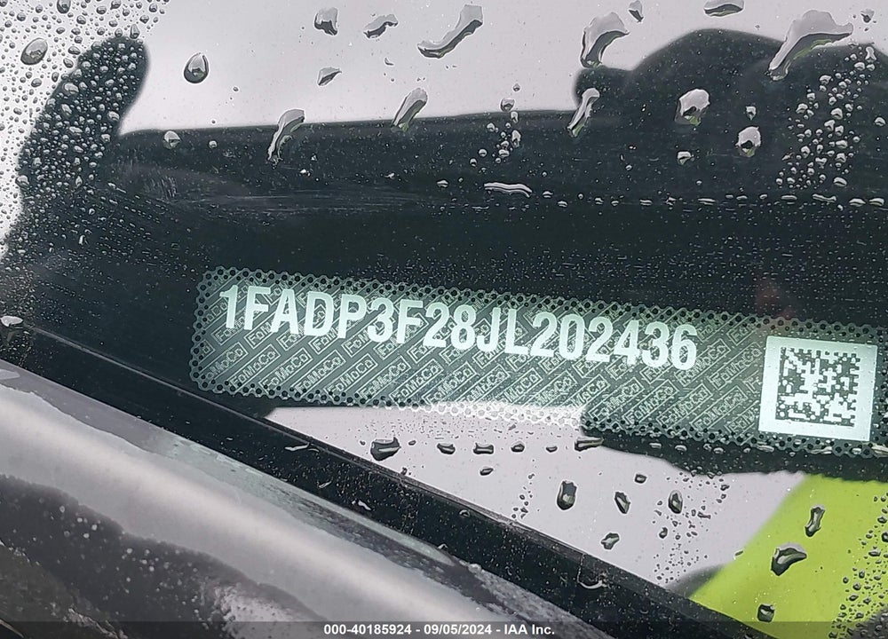 2018 FORD FOCUS SE VIN: 1FADP3F28JL202436