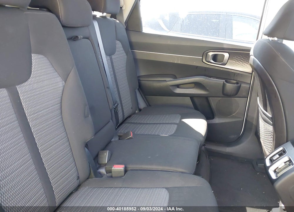 2022 KIA SORENTO LX VIN: 5XYRG4LC1NG076263