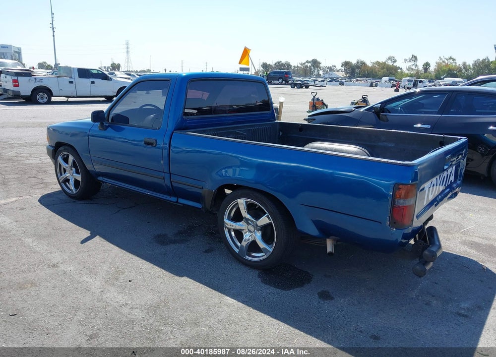 1990 TOYOTA PICKUP 1/2 TON SHORT WHEELBASE VIN: JT4RN81A1L0045418