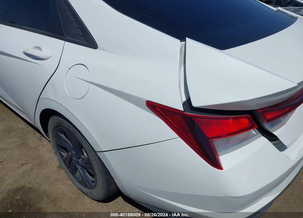 2021 HYUNDAI ELANTRA SEL VIN: 5NPLS4AG7MH006204