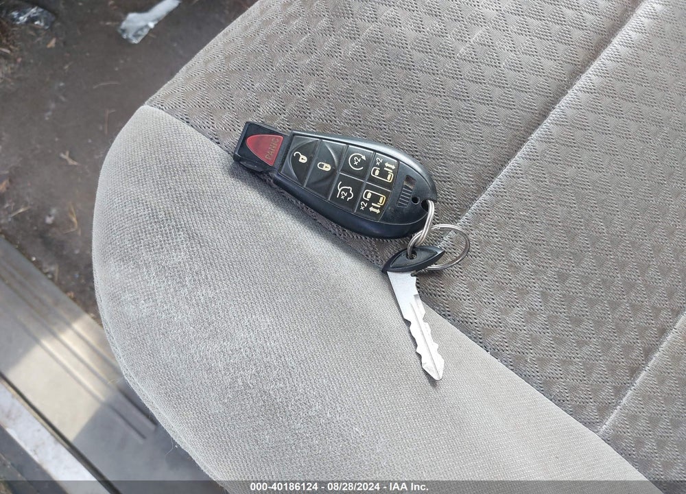 2010 DODGE GRAND CARAVAN SE VIN: 2D4RN4DE1AR144754