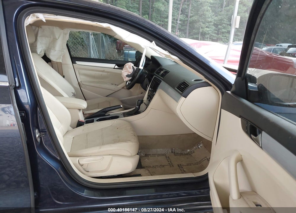 2013 VOLKSWAGEN PASSAT 2.5L SE VIN: 1VWBP7A30DC123725