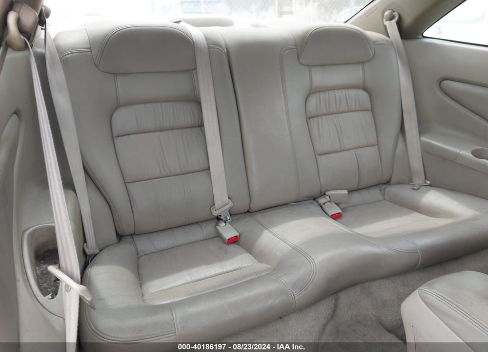 2001 HONDA ACCORD 3.0 EX VIN: 1HGCG22571A030557