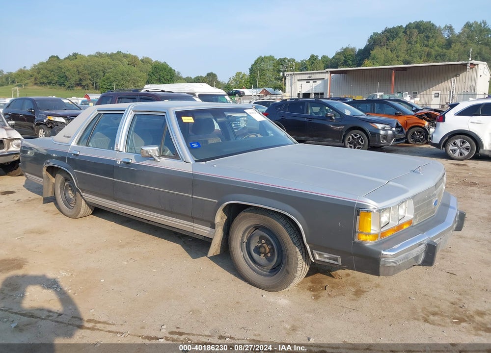 1988 FORD CROWN VICTORIA LX VIN: 2FABP74F2JX210068