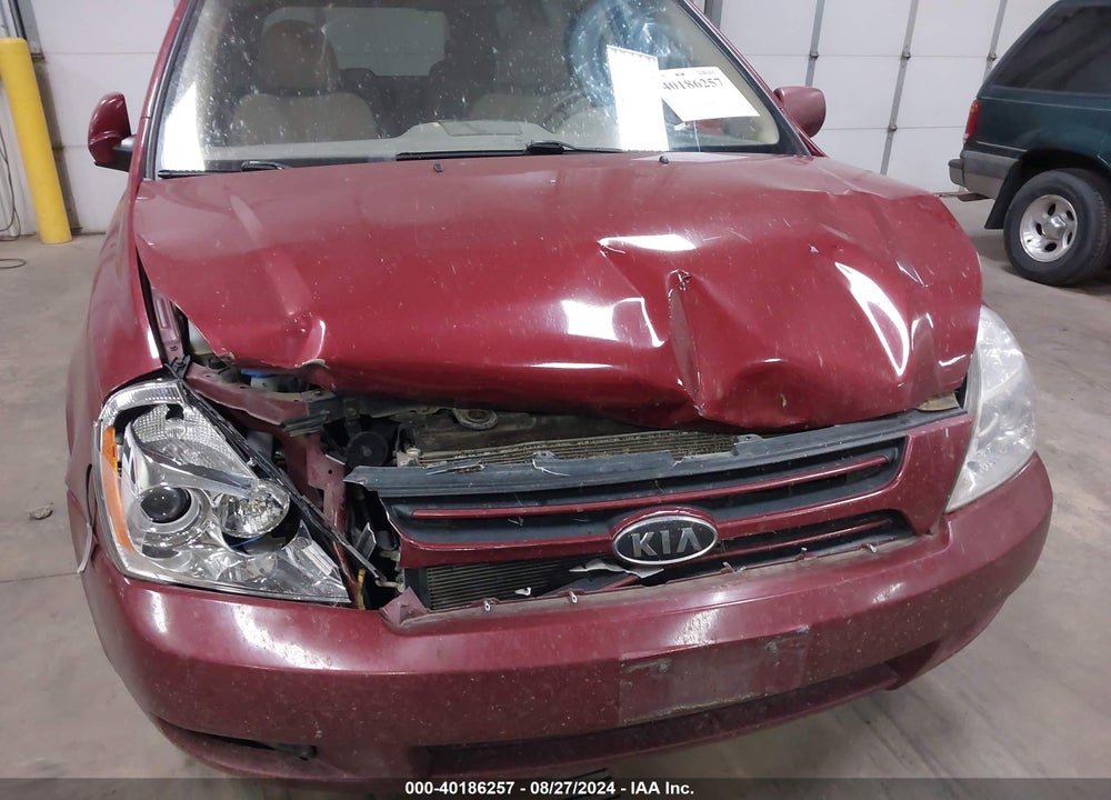 2006 KIA SEDONA EX/LX VIN: KNDMB233166057035