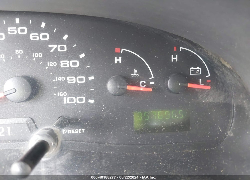 2005 FORD E-350 SUPER DUTY COMMERCIAL/RECREATIONAL VIN: 1FTSS34P85HA31405