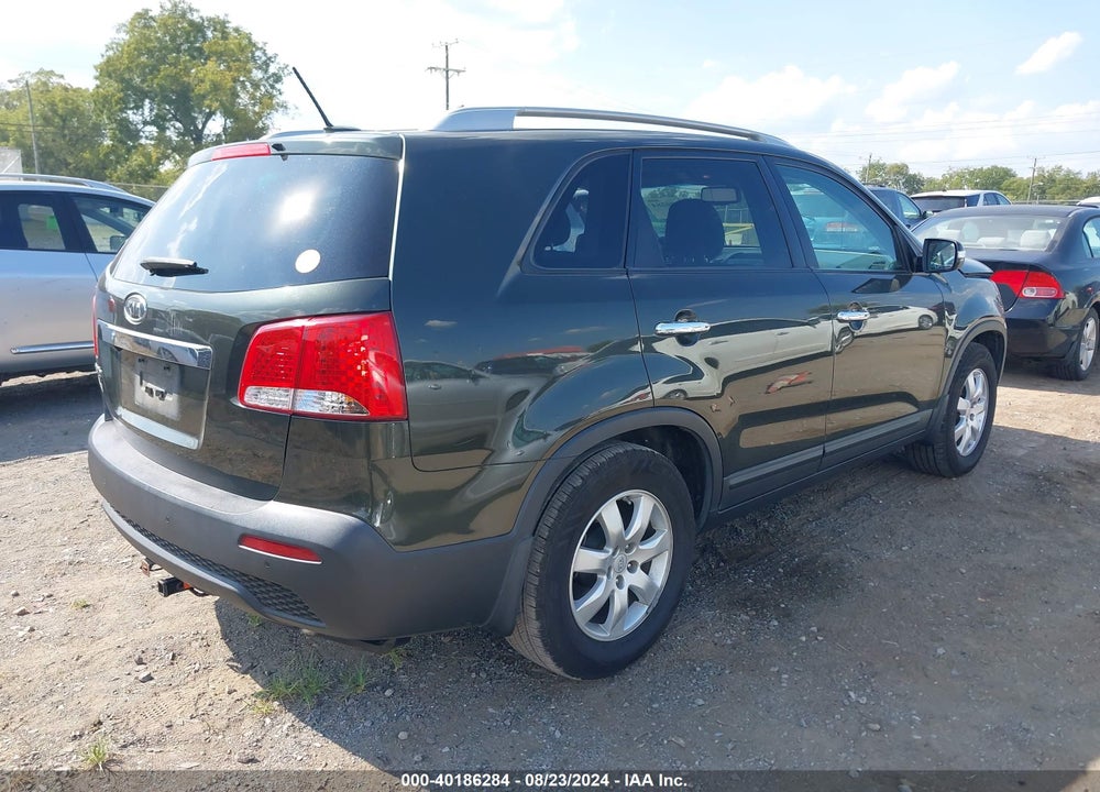 2012 KIA SORENTO LX VIN: 5XYKT3A60CG194743