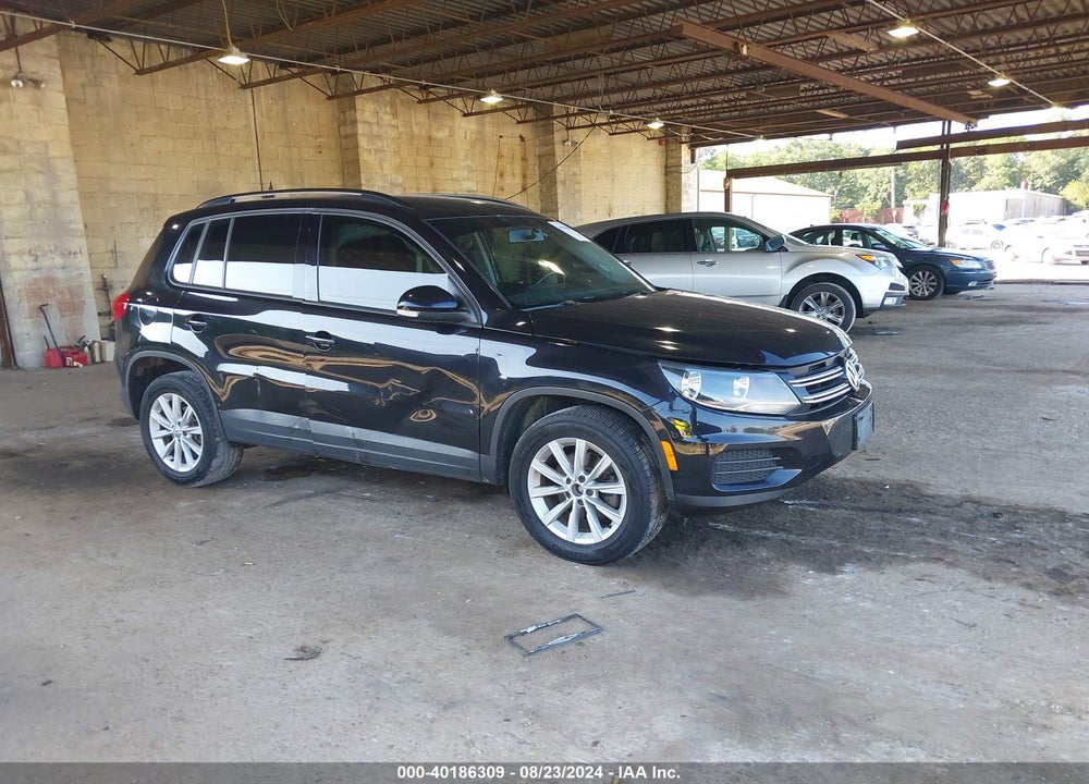 2017 VOLKSWAGEN TIGUAN 2.0T/2.0T S VIN: WVGBV7AX1HK047807