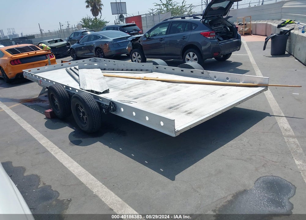 2021 FUTURA TRAILERS LIMI 24.4 CAR HAULER TRAI VIN: 6ZFF1A6T4MA001436