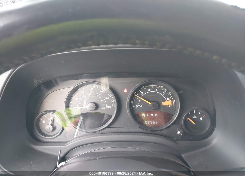 2014 JEEP PATRIOT LATITUDE VIN: 1C4NJRFB0ED734590