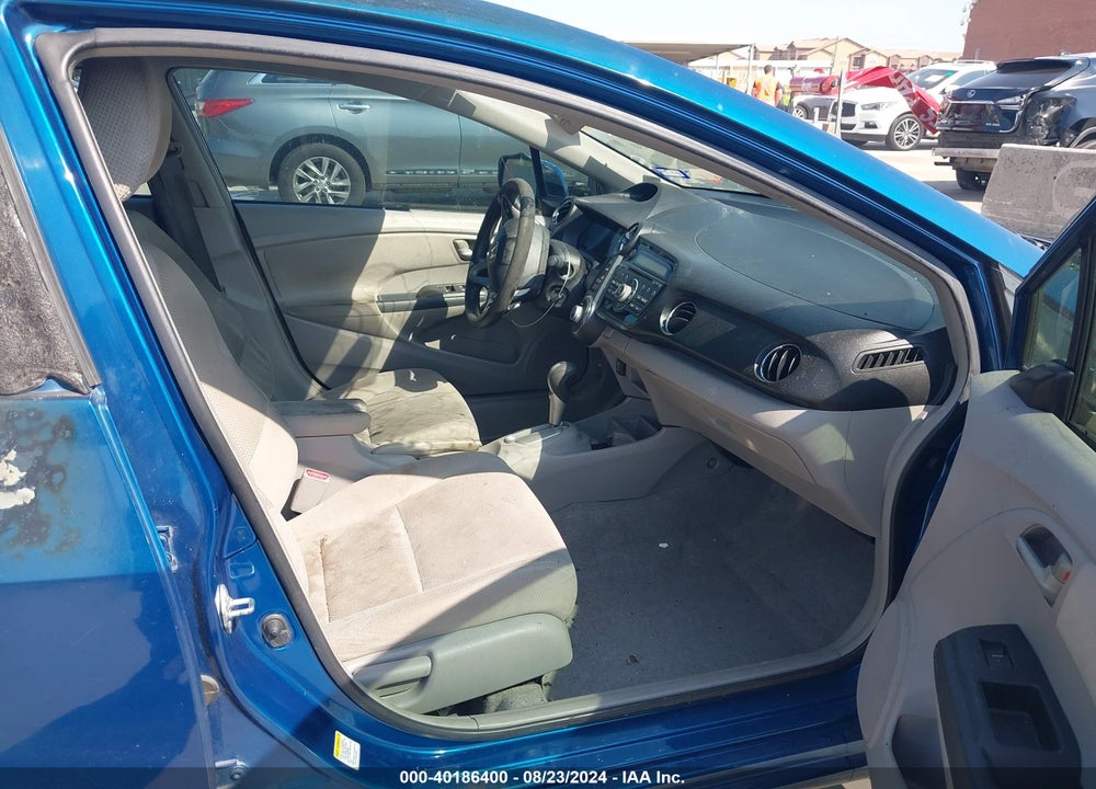 2011 HONDA INSIGHT VIN: JHMZE2H77BS008284