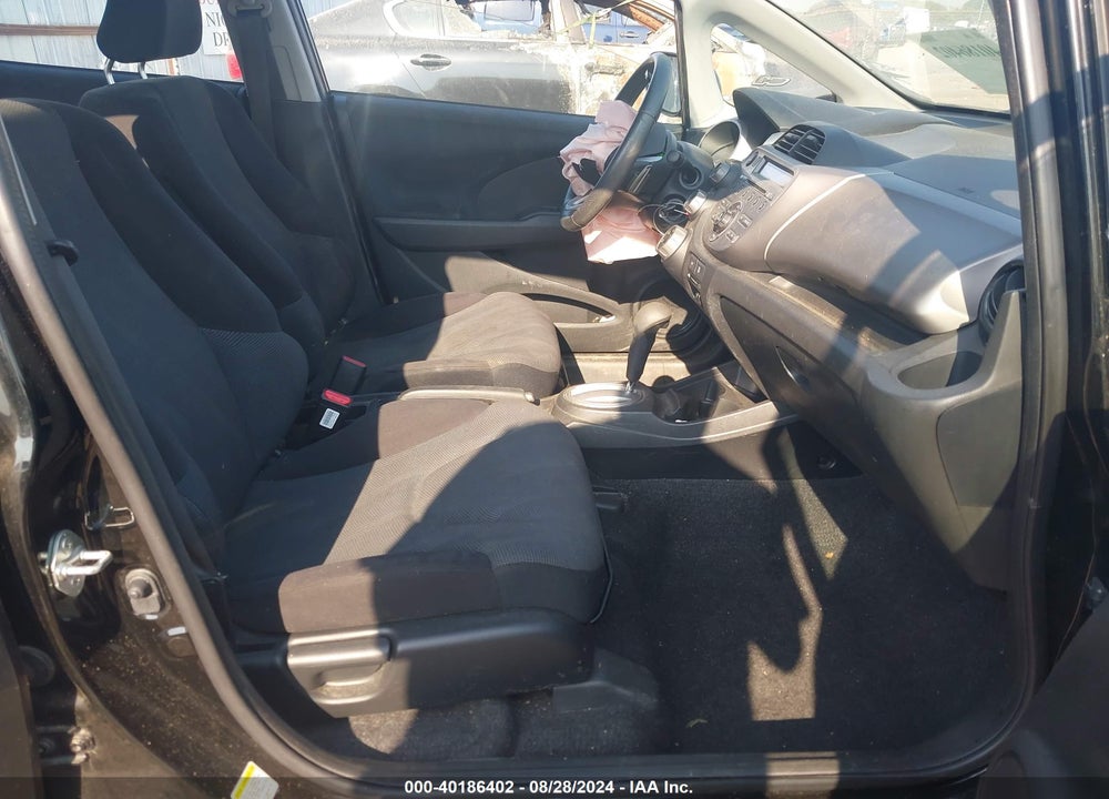 2010 HONDA FIT SPORT VIN: JHMGE8H41AC028765